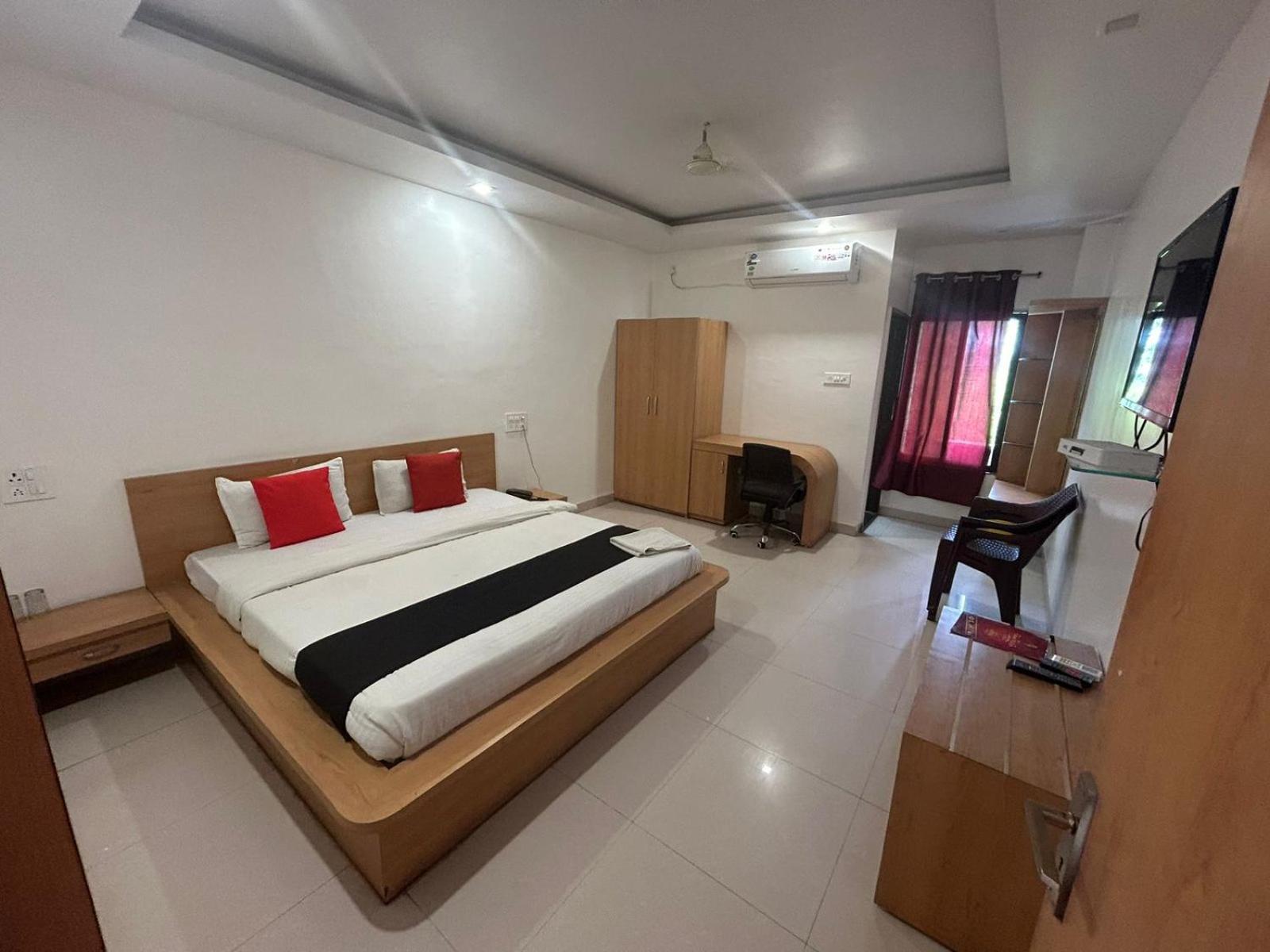 Hotel Tawa Plaza Itārsi 外观 照片